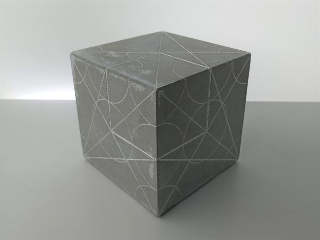 Cube empreinte - Métatron - béton gravé